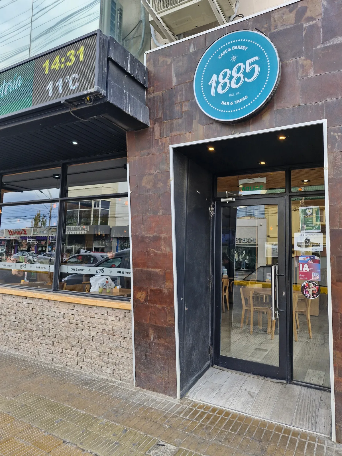 1885 Café & Bakery