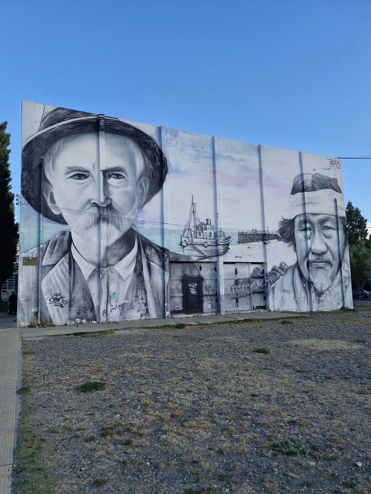 Mural Tierra de Tehuelches e Inmigrantes